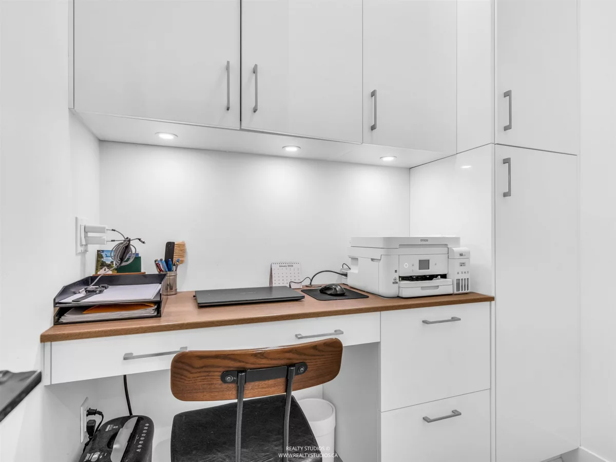 Loft / Bonus Room Photo of 206 715 W 15th Street, North Vancouver, BC