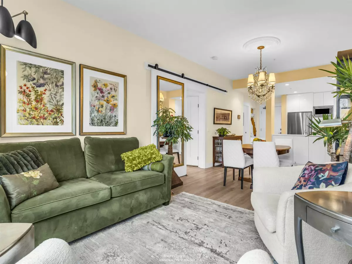 Outdoor Deck Photo of 206 715 W 15th Street, North Vancouver, BC