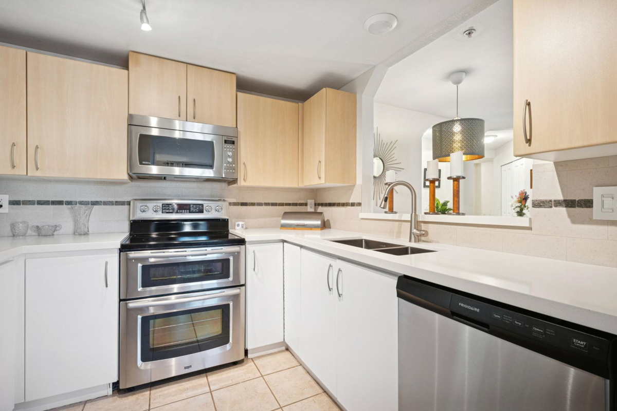Bedroom 4 Photo of 104 5700 Andrews Road, Richmond, BC