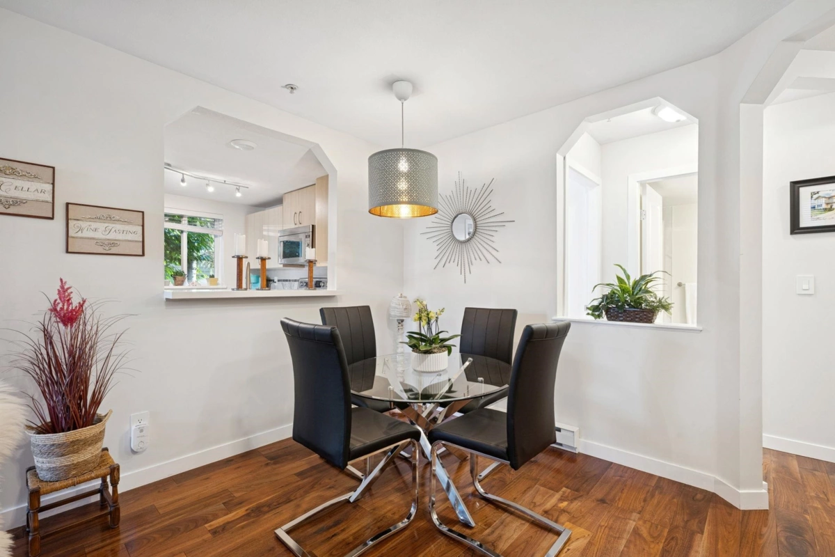 Primary Bathroom Photo of 104 5700 Andrews Road, Richmond, BC