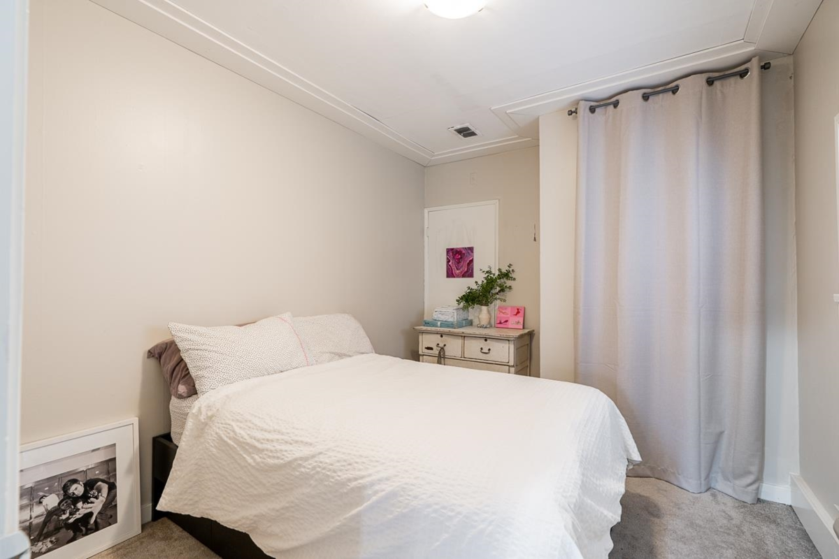 Hallway Photo of 967 W 8th Avenue, Vancouver, BC