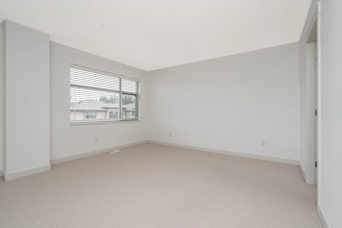 Entry Foyer Photo of 38 2603 162 Street, Surrey, BC