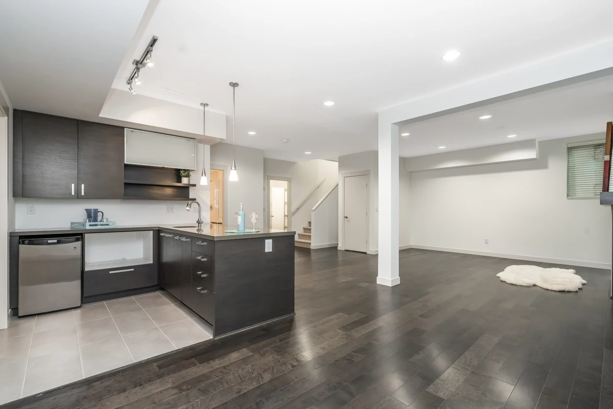 Front Yard Photo of 38 2603 162 Street, Surrey, BC