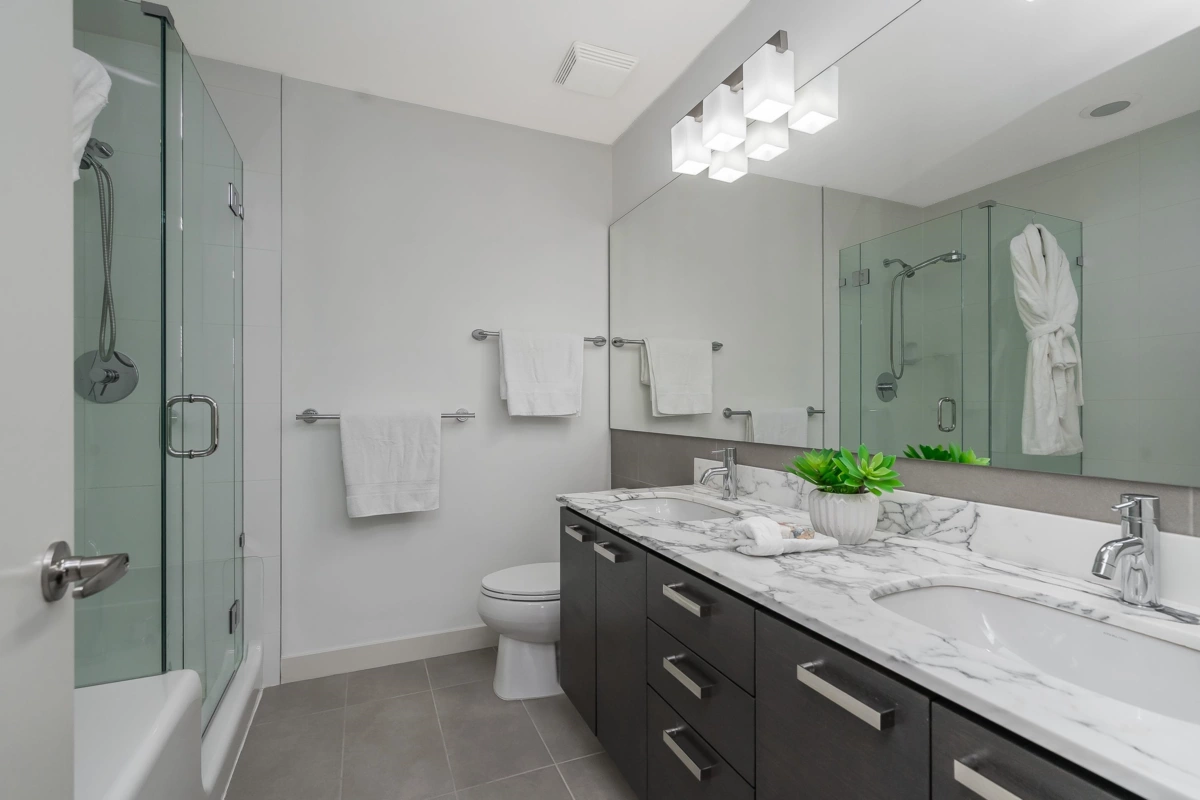 Guest Bathroom Photo of 38 2603 162 Street, Surrey, BC