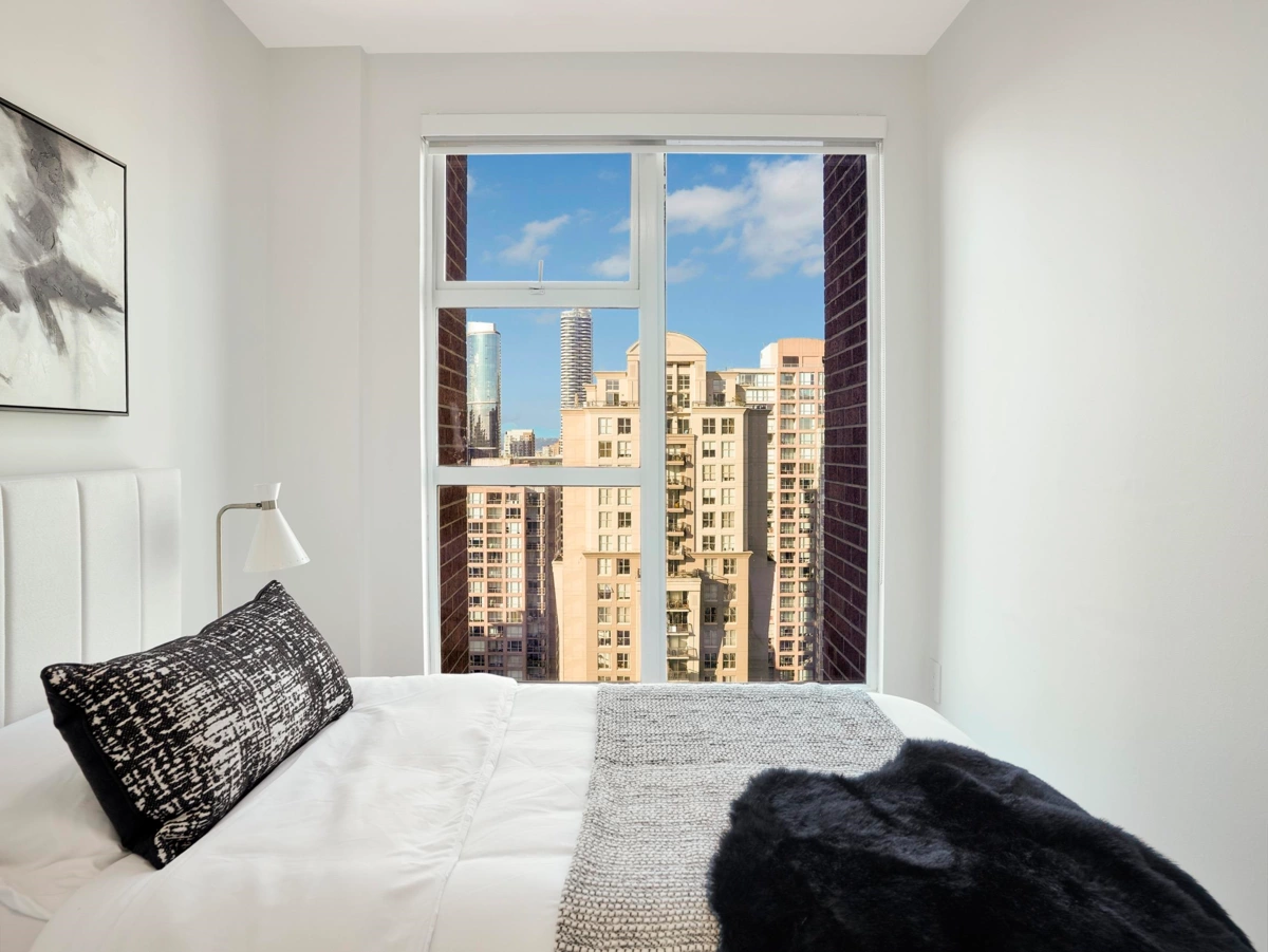 Entry Foyer Photo of 3309 939 Homer Street, Vancouver, BC