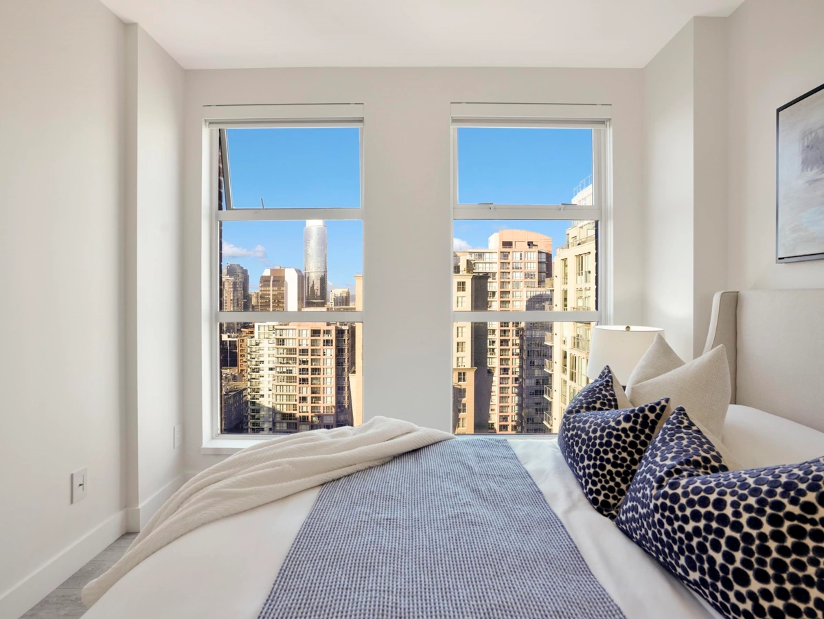Hallway Photo of 3309 939 Homer Street, Vancouver, BC