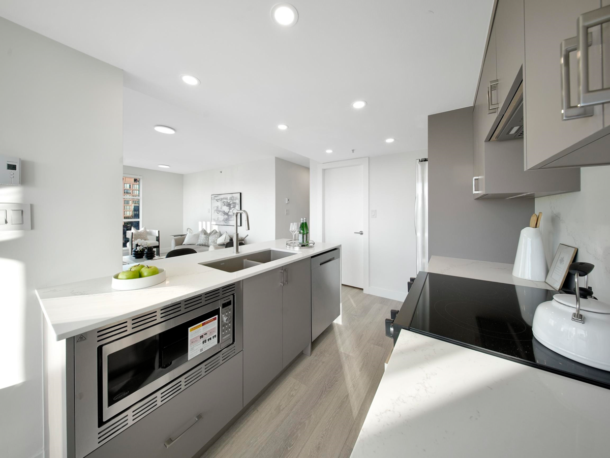 Kitchen Photo of 3309 939 Homer Street, Vancouver, BC