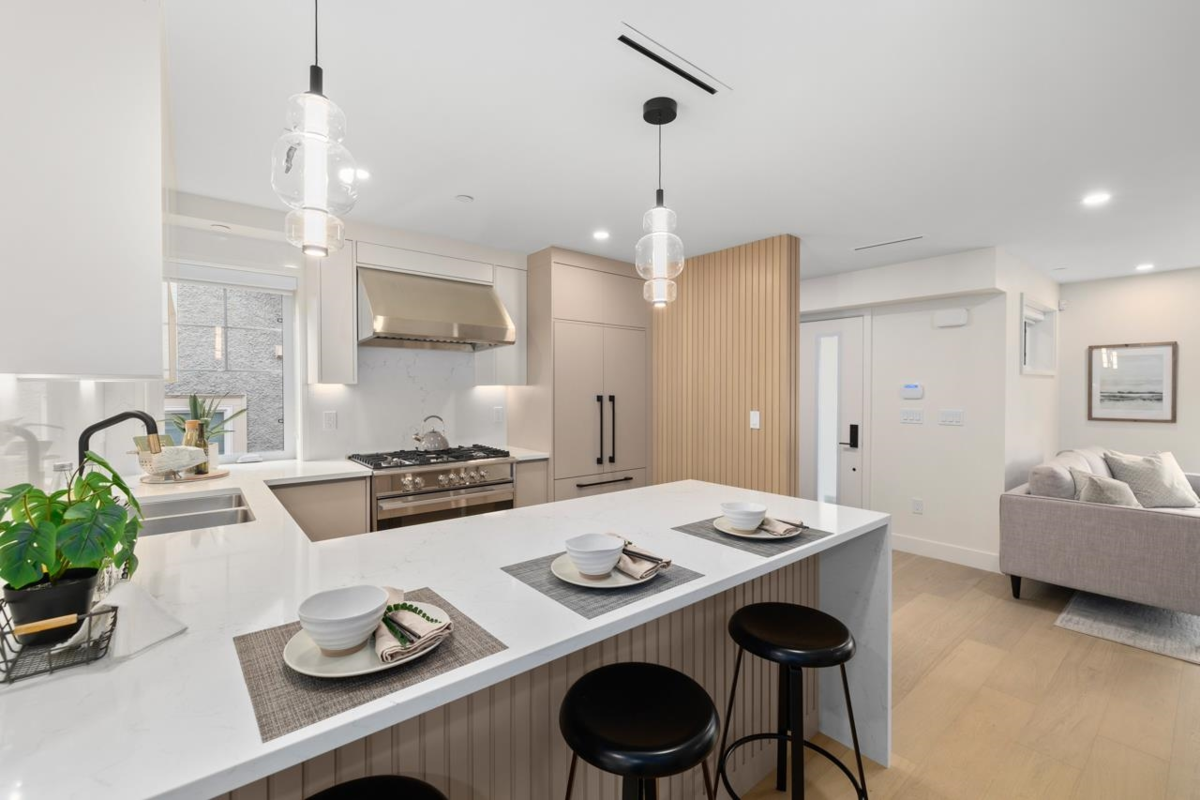 Bedroom 4 Photo of 2438 W 49 Avenue, Vancouver, BC