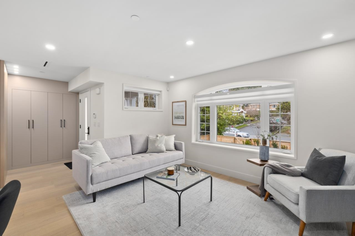 Family Room Photo of 2438 W 49 Avenue, Vancouver, BC