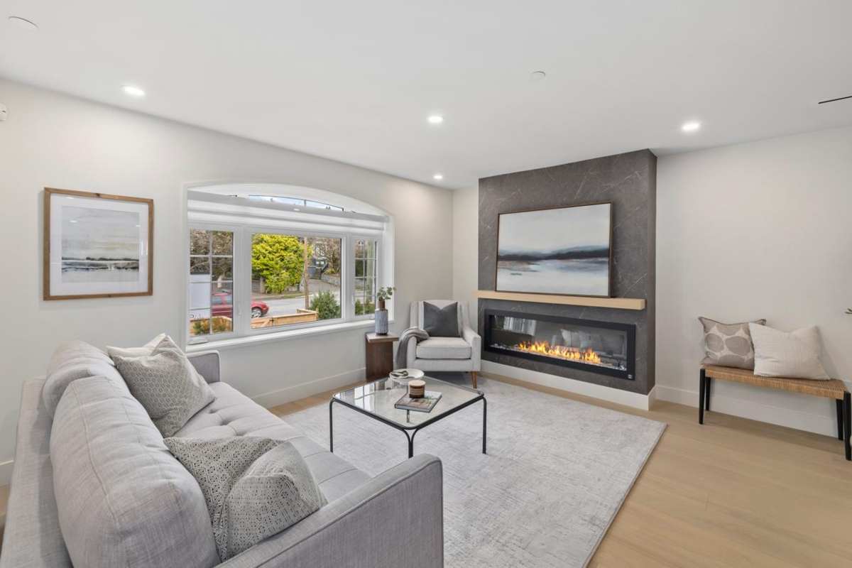 Kitchen Photo of 2438 W 49 Avenue, Vancouver, BC