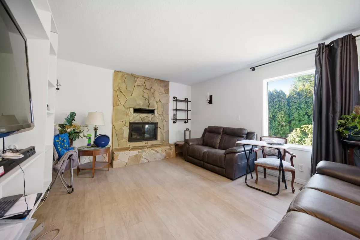 Bedroom 2 Photo of 34949 Everett Drive, Abbotsford, BC