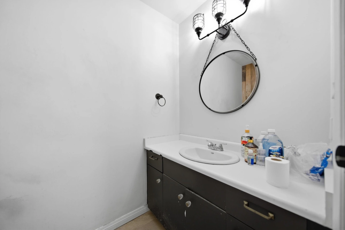 Mudroom Photo of 34949 Everett Drive, Abbotsford, BC