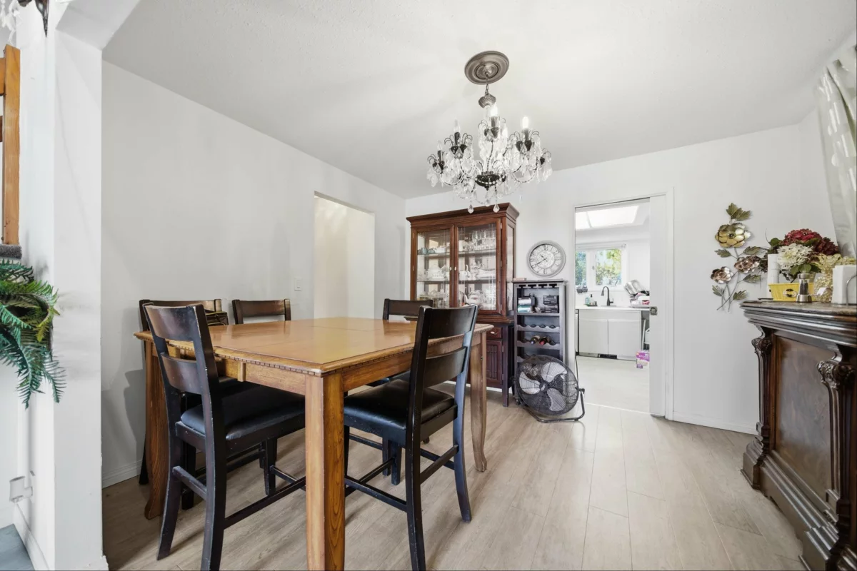 Pantry Photo of 34949 Everett Drive, Abbotsford, BC