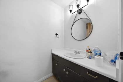 Mudroom Photo of 34949 Everett Drive, Abbotsford, BC