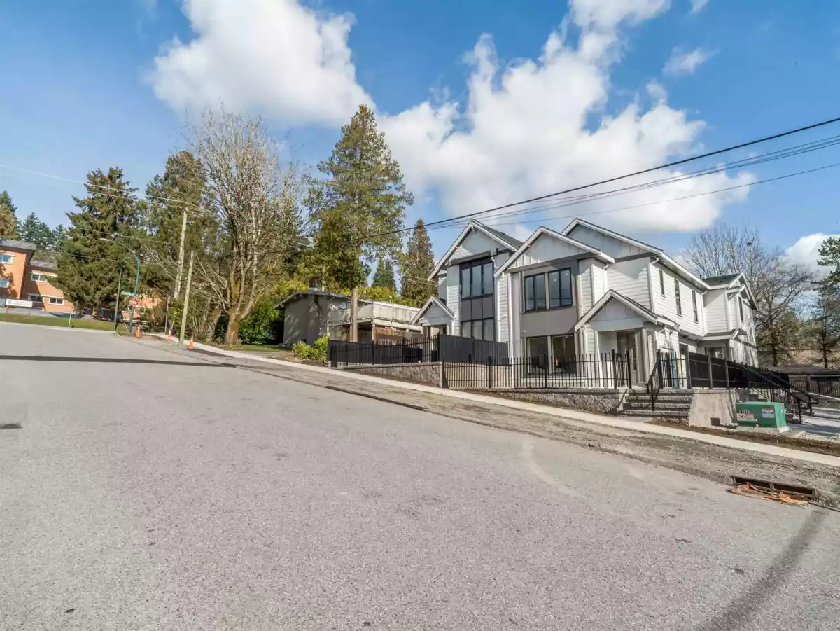 Front Yard Photo of 104 359 Laval Street, Coquitlam, BC