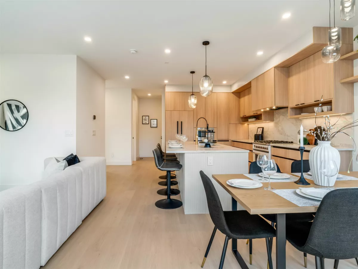 Walk-In Closet Photo of 104 359 Laval Street, Coquitlam, BC