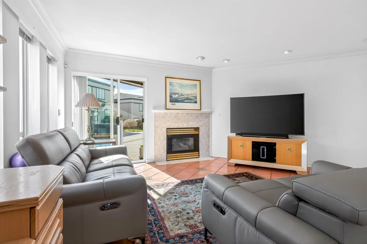 Primary Bedroom Photo of 15 788 Citadel Drive, Port Coquitlam, BC