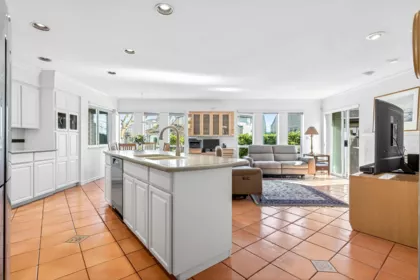 15 788 Citadel Drive, Port Coquitlam, BC