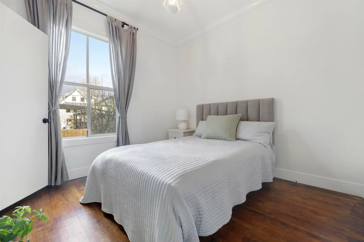 Dining Area Photo of 1923 E 1st Avenue, Vancouver, BC