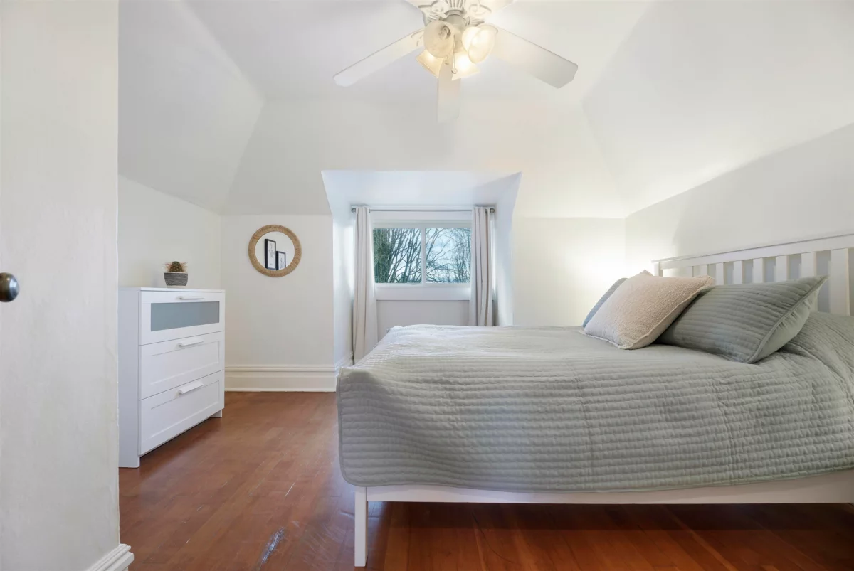 Kitchen Photo of 1923 E 1st Avenue, Vancouver, BC