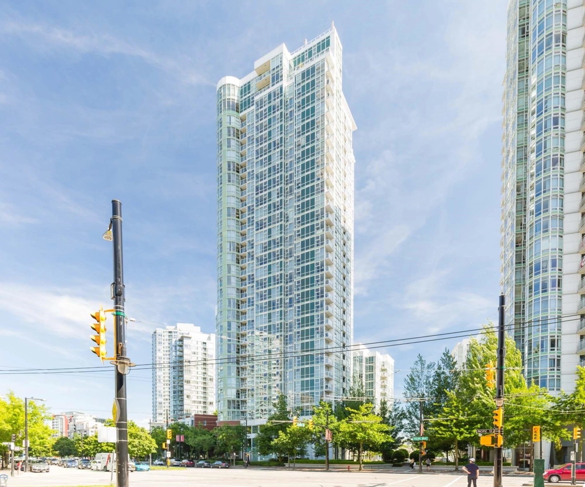 Hot Tub / Spa Photo of 2907 193 Aquarius Mews, Vancouver, BC