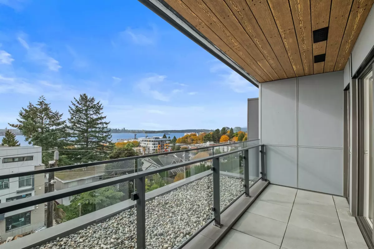 Bedroom 3 Photo of 553 422 E 3rd Street, North Vancouver, BC