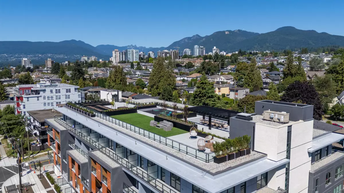 Laundry Room Photo of 553 422 E 3rd Street, North Vancouver, BC