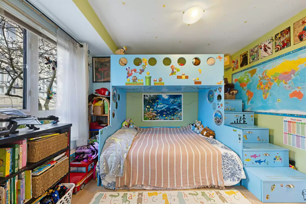 Bedroom 3 Photo of 10 4055 Pender Street, Burnaby, BC