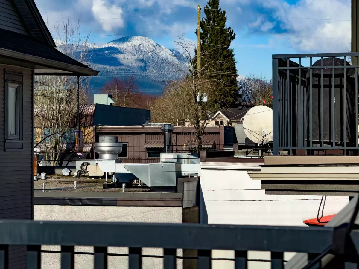 Laundry Room Photo of 10 4055 Pender Street, Burnaby, BC