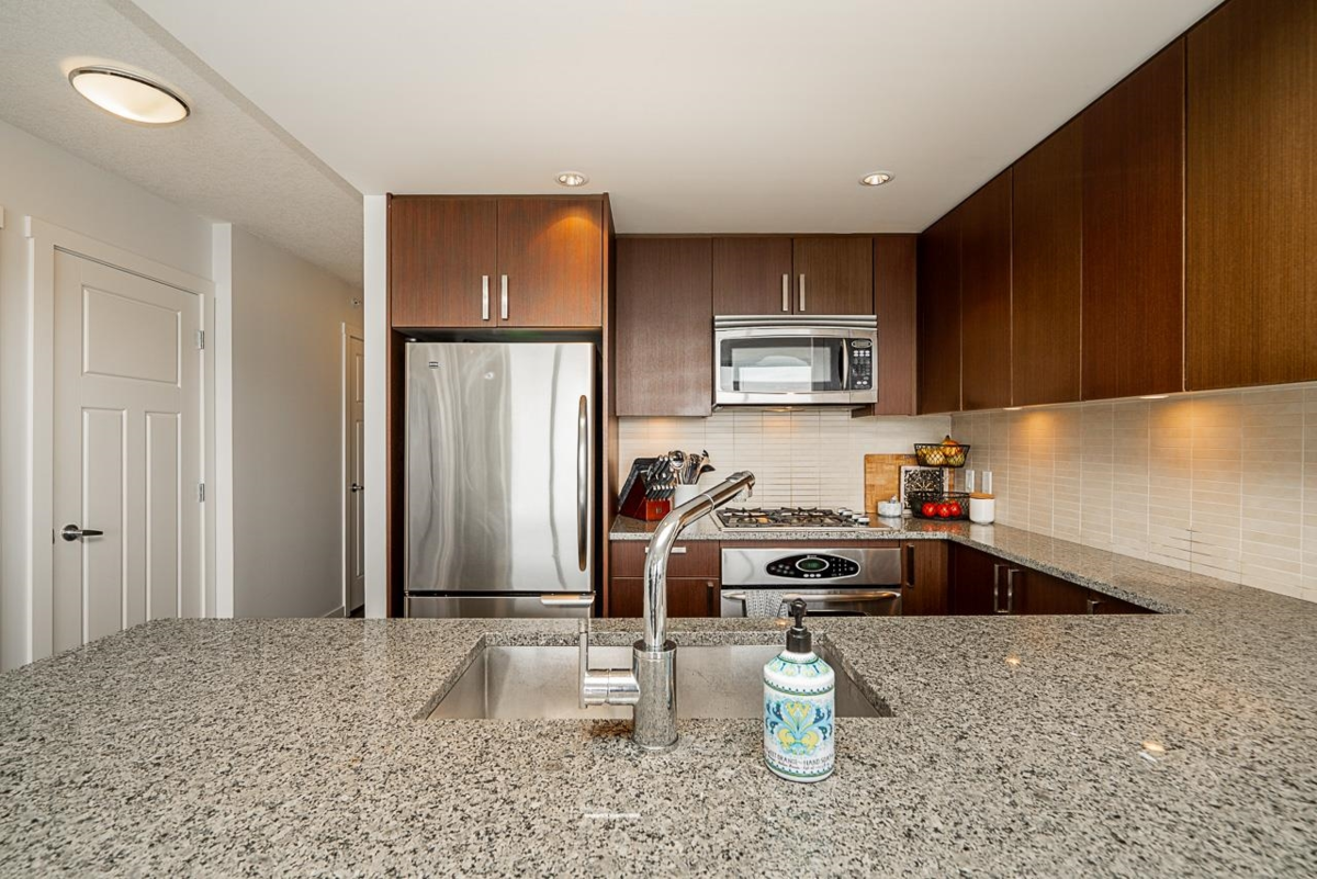 Dining Area Photo of 2605 2978 Glen Drive, Coquitlam, BC