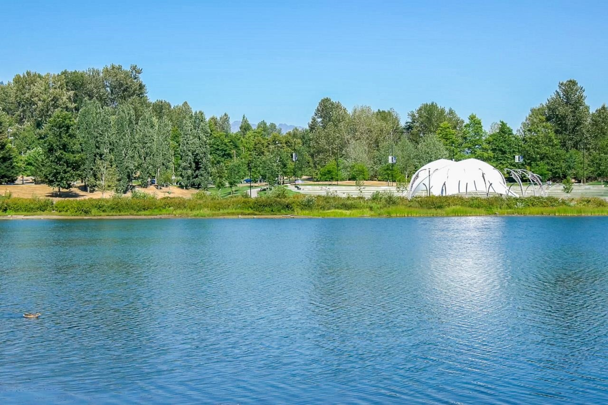 Front Yard Photo of 2605 2978 Glen Drive, Coquitlam, BC