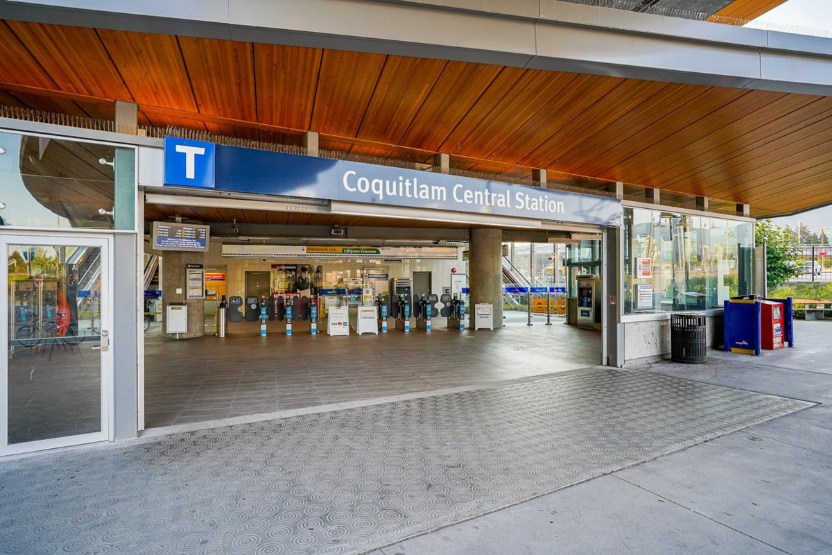 Hot Tub / Spa Photo of 2605 2978 Glen Drive, Coquitlam, BC