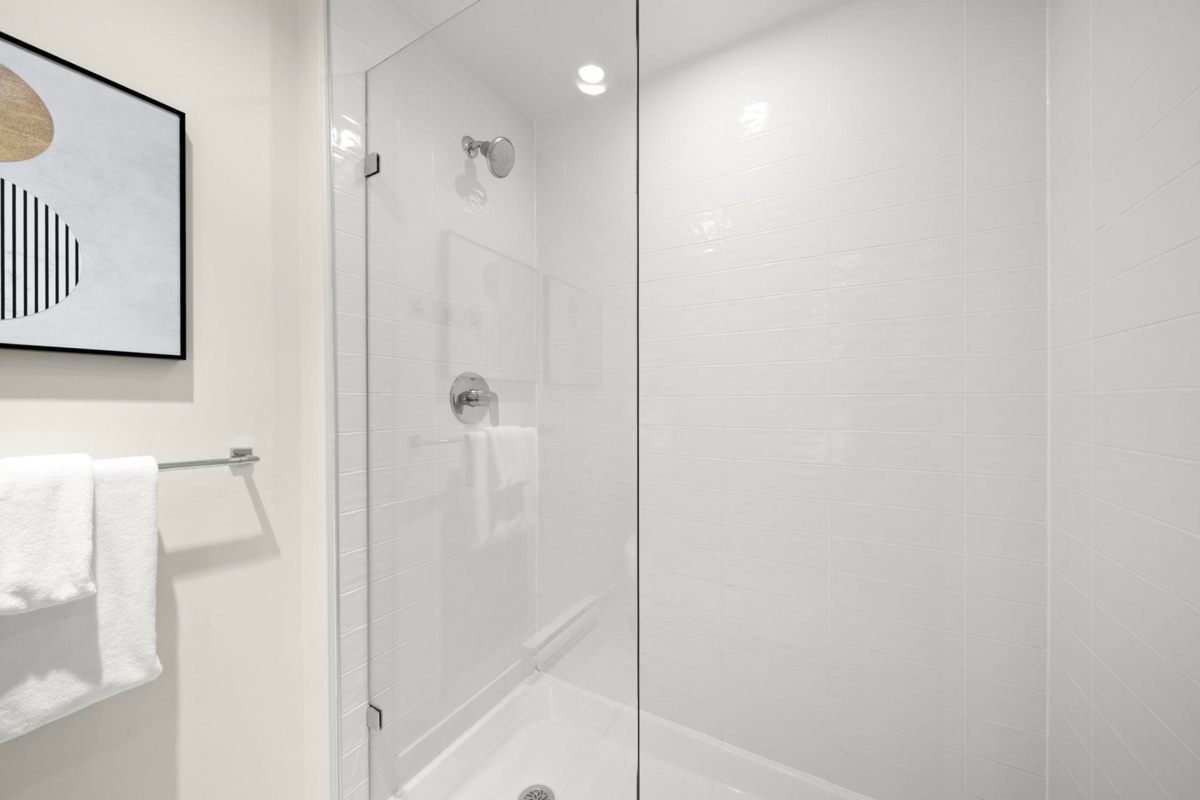 Bedroom 3 Photo of 511 2188 Madison Avenue, Burnaby, BC