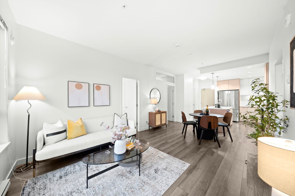 Family Room Photo of 511 2188 Madison Avenue, Burnaby, BC