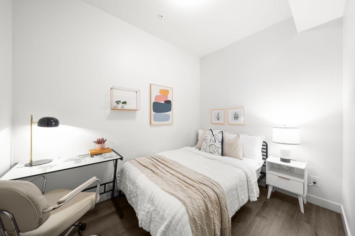 Guest Bathroom Photo of 511 2188 Madison Avenue, Burnaby, BC