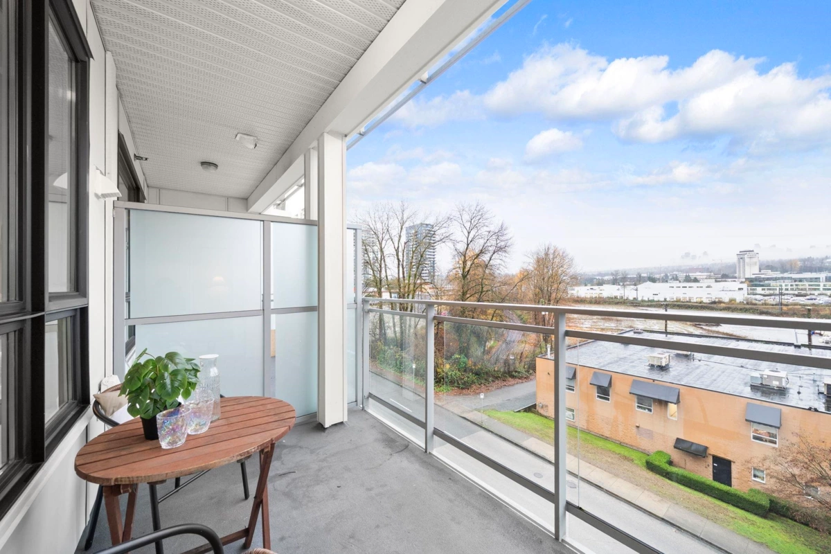 Loft / Bonus Room Photo of 511 2188 Madison Avenue, Burnaby, BC