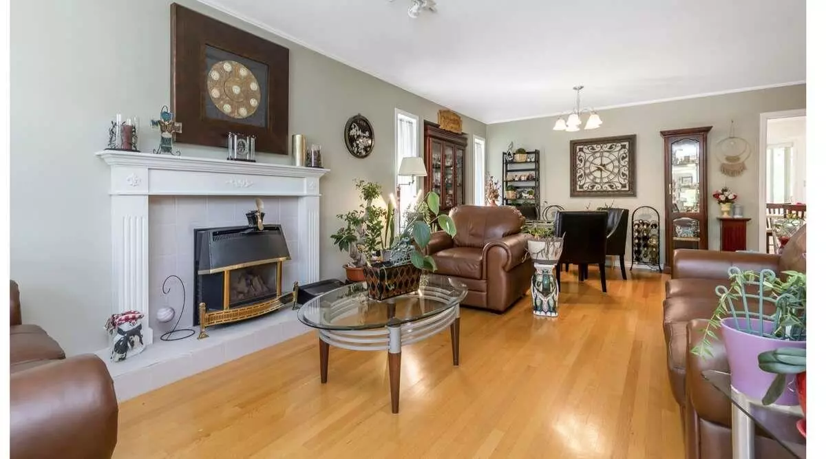 Dining Area Photo of 23053 125a Avenue, Maple Ridge, BC