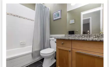 Mudroom Photo of 23053 125a Avenue, Maple Ridge, BC