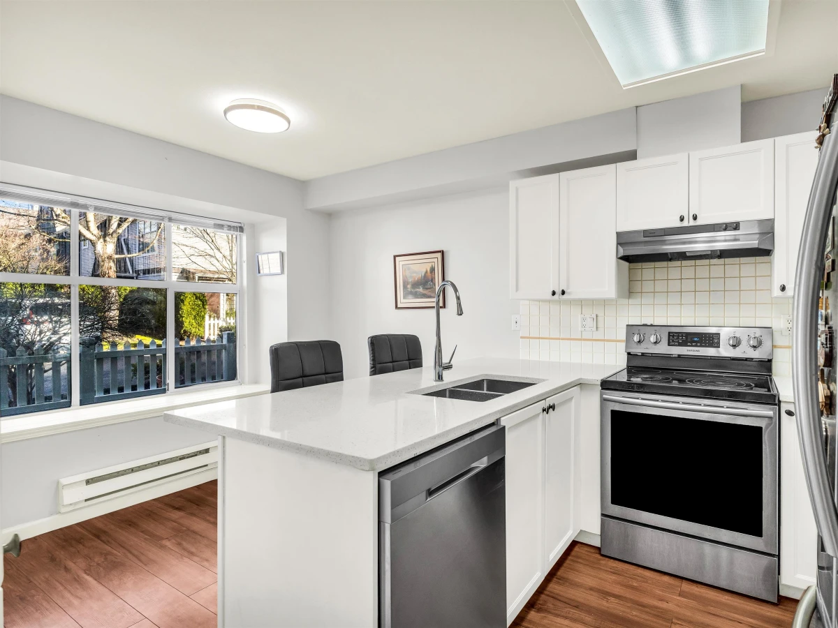 Dining Area Photo of 69 12099 237 Street, Maple Ridge, BC