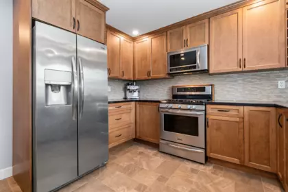9728 Heather Street, Chilliwack, BC, Chilliwack — Single Family Residence for sale