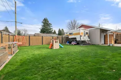 Outdoor Patio Photo of 9728 Heather Street, Chilliwack, BC