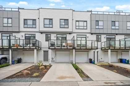 Hot Tub / Spa Photo of 23 19631 55a Avenue, Langley, BC