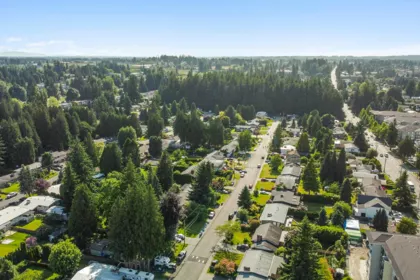 Neighborhood Park Photo Near 203 33539 Holland Avenue, Abbotsford, BC