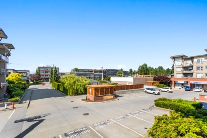 Outdoor Patio Photo of 203 33539 Holland Avenue, Abbotsford, BC