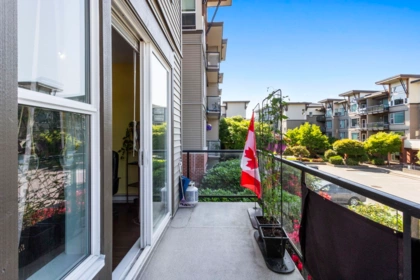 Staircase Photo of 203 33539 Holland Avenue, Abbotsford, BC