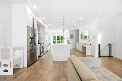 Kitchen Photo of 30 7177 194a Street, Surrey, BC