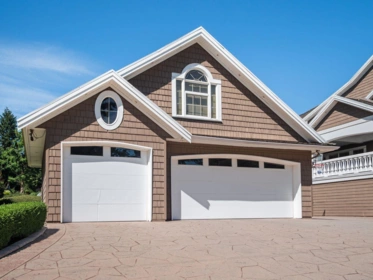 Swimming Pool Photo of 5615 121a Street, Surrey, BC