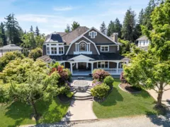 5615 121a Street, Surrey, BC