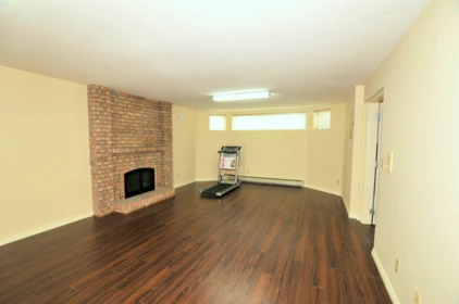 Office / Den Photo of 6823 Grant Place, Burnaby, BC