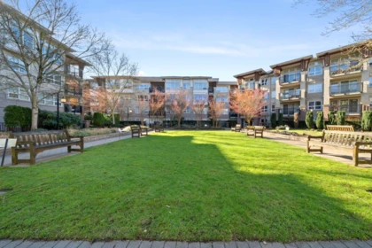 Garden / Landscaping Photo of 236 6828 Eckersley Road, Richmond, BC